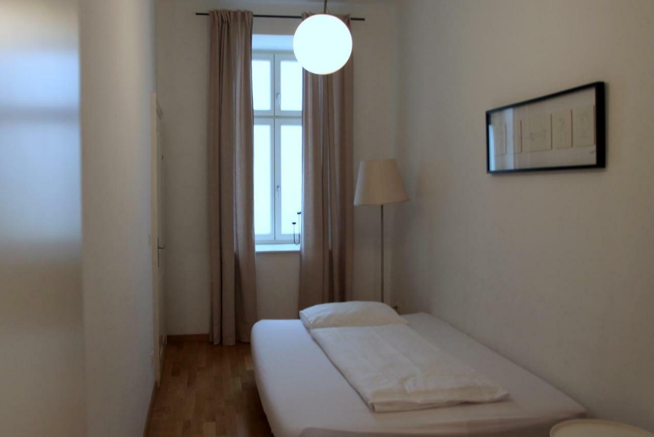 וינה Casa Nostra - Zentrale Wohnung Am Augarten מראה חיצוני תמונה